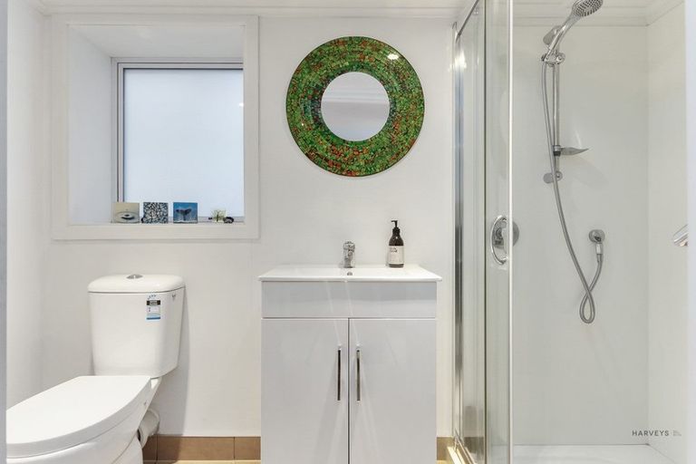 Photo of property in 115 Captain Scott Road, Glen Eden, Auckland, 0602