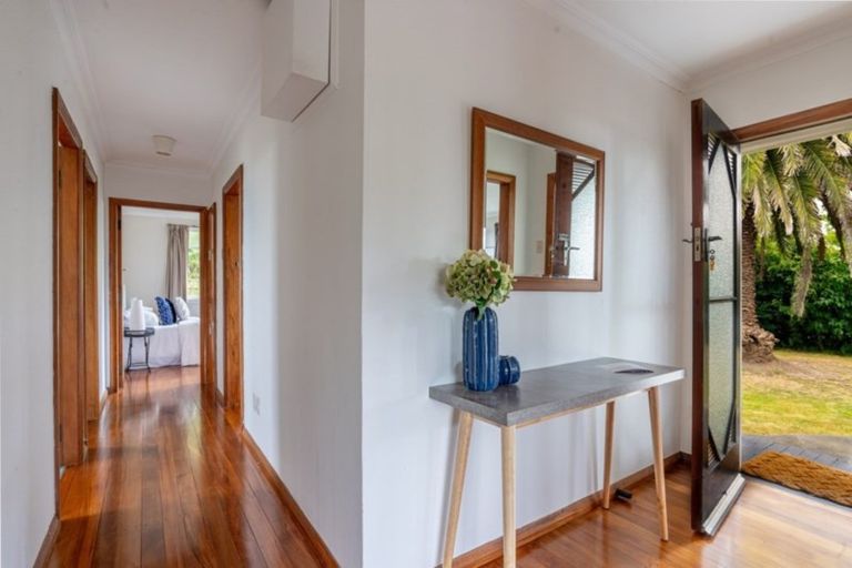 Photo of property in 38 Jellicoe Street, Greytown, 5712