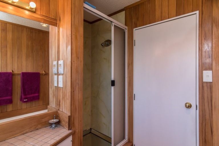 Photo of property in 3b Pinewood Grove, Paraparaumu Beach, Paraparaumu, 5032