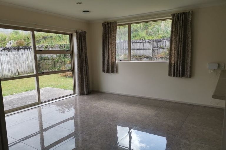 Photo of property in 14 Nykki Place, Papakura, 2110