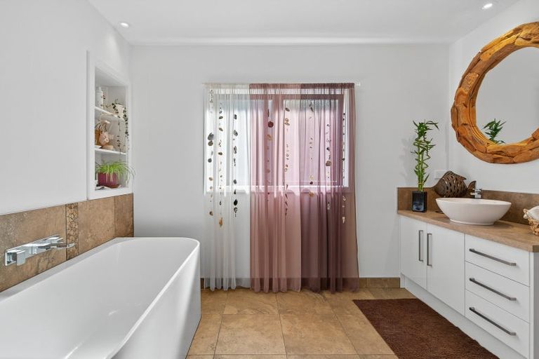 Photo of property in 44 Heron Avenue East, Matua, Tauranga, 3110