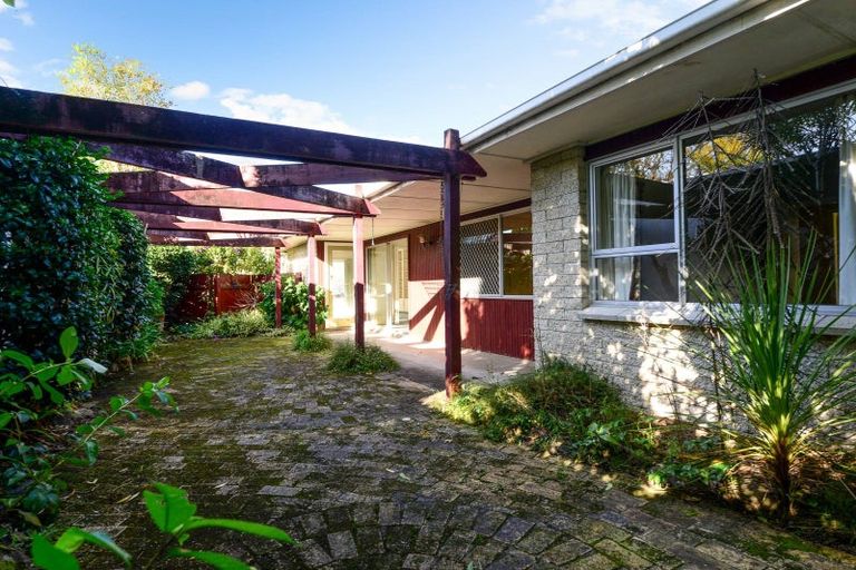 Photo of property in 13 Mcinnes Place, Queenwood, Hamilton, 3210