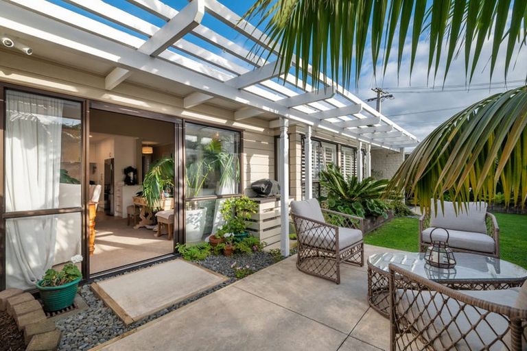 Photo of property in 2/20 Wolsley Avenue, Milford, Auckland, 0620