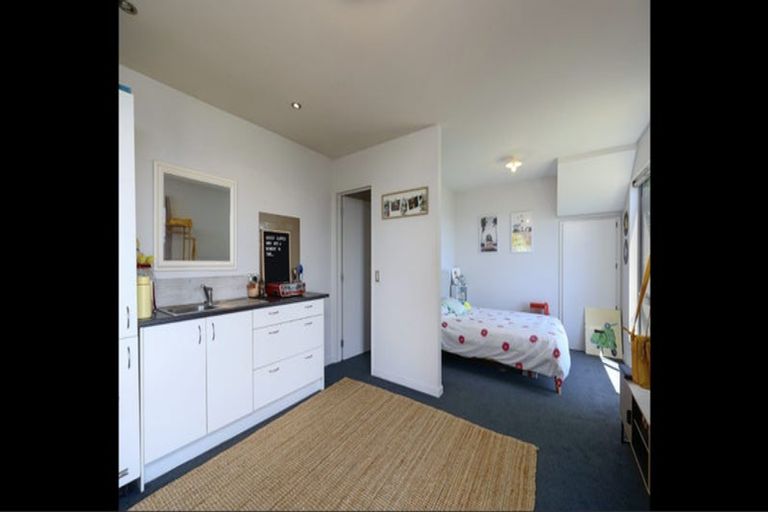 Photo of property in 51 Coster Street, Enner Glynn, Nelson, 7011