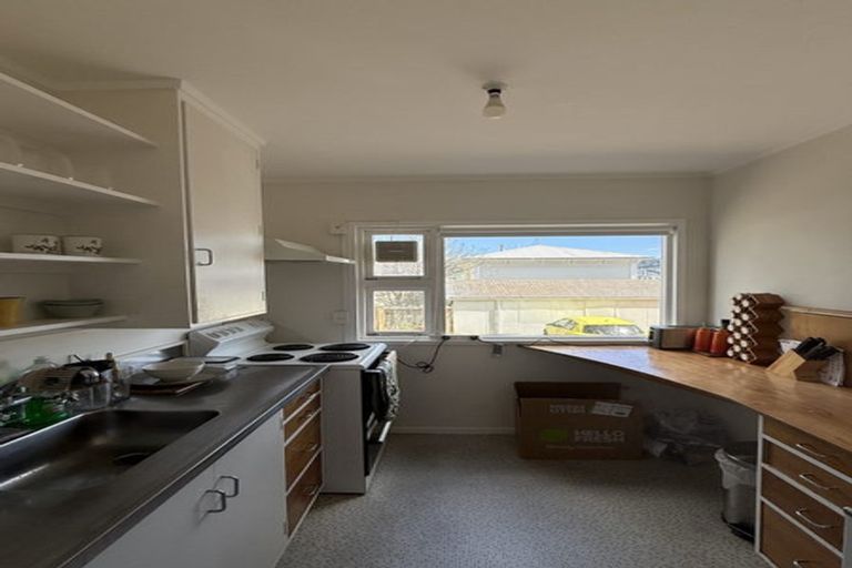 Photo of property in 2/2 Scarborough Terrace, Mount Victoria, Wellington, 6011