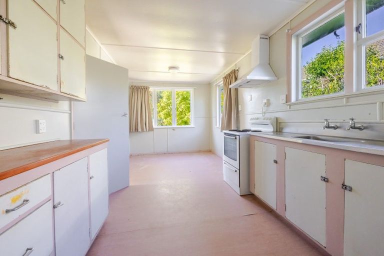 Photo of property in 36 Palmerston Road, Havelock North, 4130