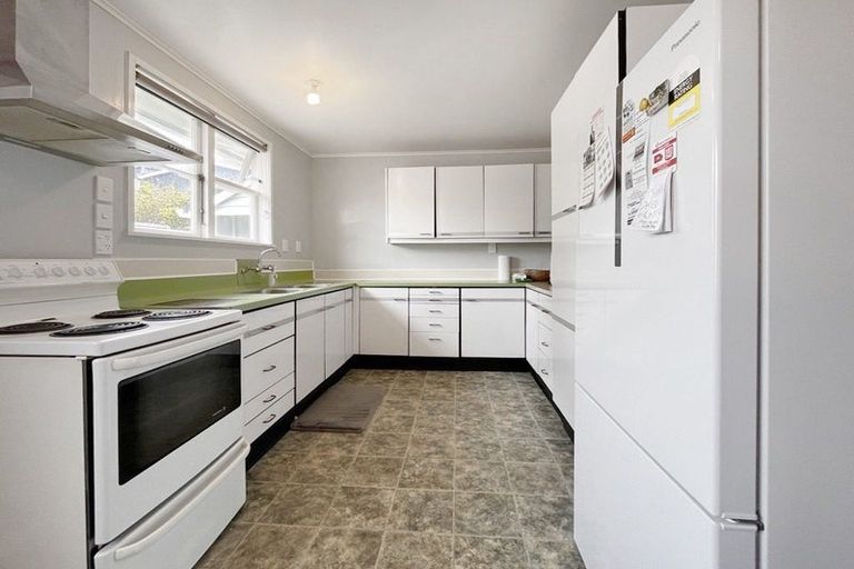 Photo of property in 39 Bannister Avenue, Johnsonville, Wellington, 6037