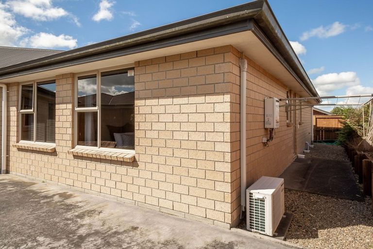 Photo of property in 12 Tarrango Way, Rototuna, Hamilton, 3210