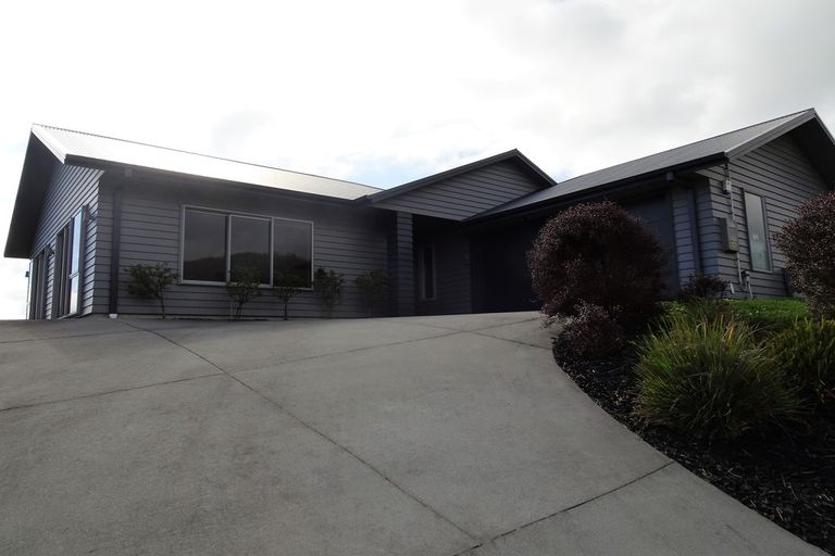 Photo of property in 24 Butler Place, Lynmore, Rotorua, 3010