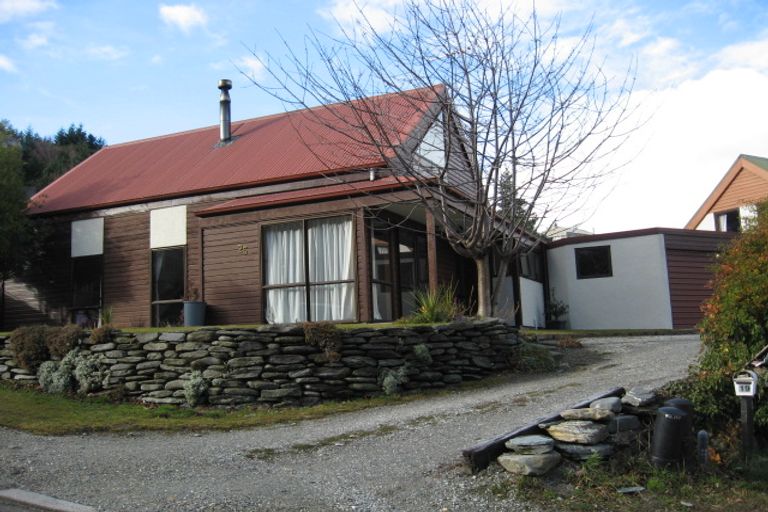 Photo of property in 25c Williams Street, Sunshine Bay, Queenstown, 9300