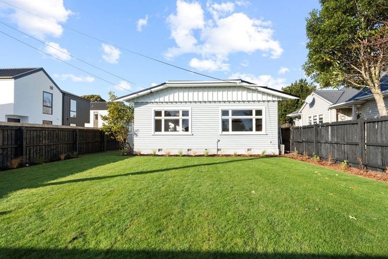 Photo of property in 44 Hillier Place, Spreydon, Christchurch, 8024