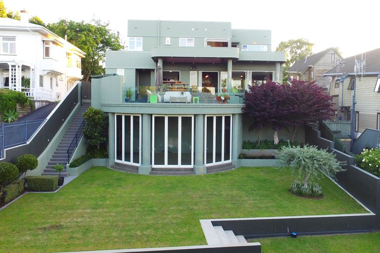 Photo of property in 1212 Victoria Street, Whitiora, Hamilton, 3200