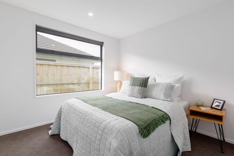 Photo of property in 32 Finstock Way, Rolleston, 7614