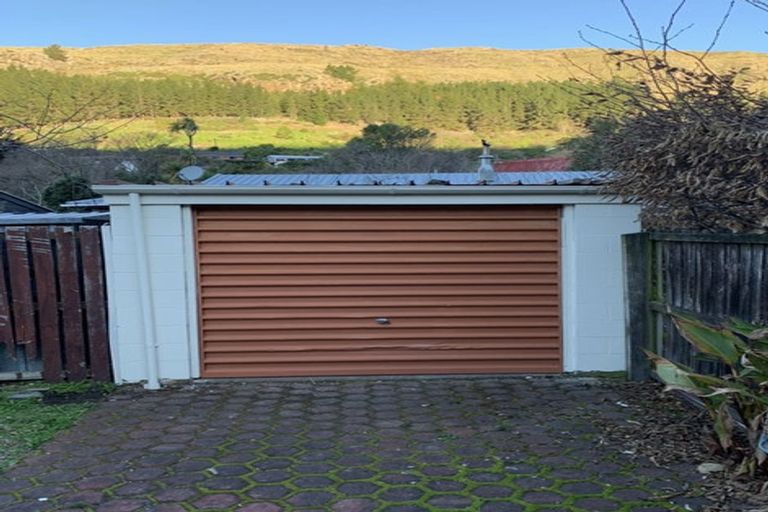 Photo of property in 1/25 Sumnervale Drive, Sumner, Christchurch, 8081