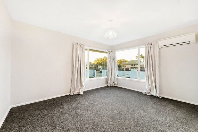 Photo of property in 15 Steele Street, Hornby, Christchurch, 8042
