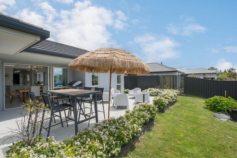 Photo of property in 16b Huntaway Close, Stoke, Nelson, 7011