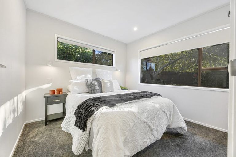 Photo of property in 3 Laingfield Terrace, Laingholm, Auckland, 0604