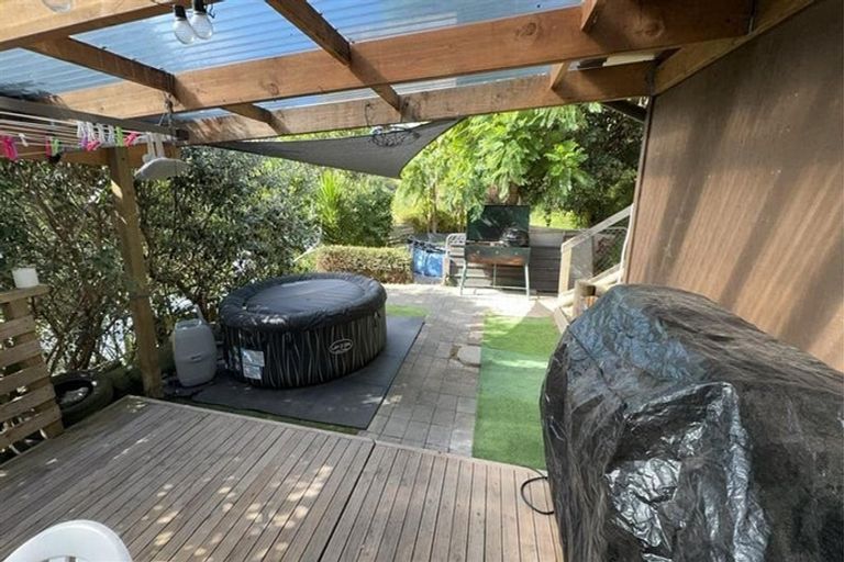 Photo of property in 11 Burke Street, Hospital Hill, Napier, 4110