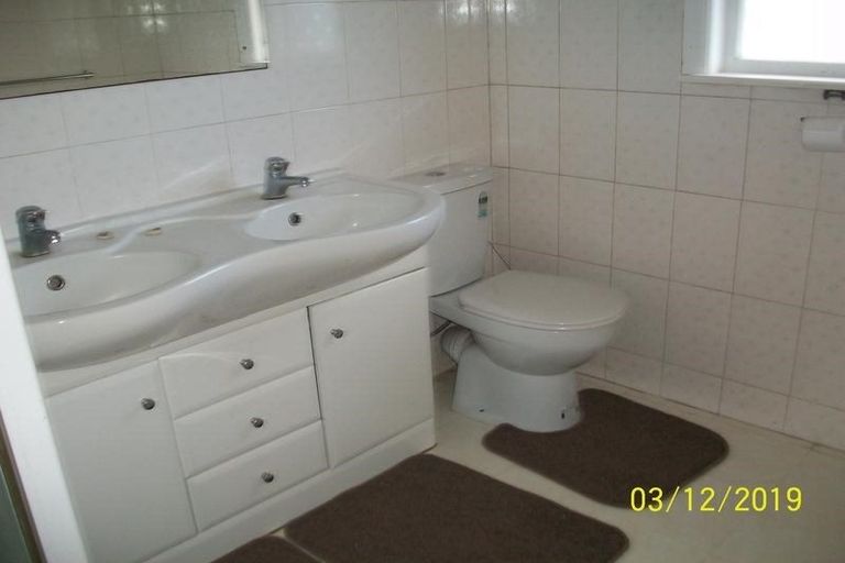 Photo of property in 20 Copley Street, New Lynn, Auckland, 0600