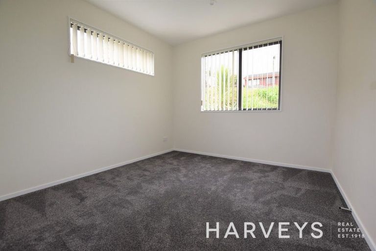 Photo of property in 71a Fruitvale Road, New Lynn, Auckland, 0600