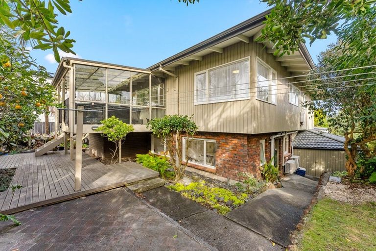 Photo of property in 21 Hastings Road, Mairangi Bay, Auckland, 0630