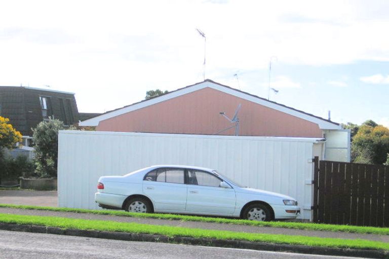 Photo of property in 1/136 Bucklands Beach Road, Bucklands Beach, Auckland, 2012