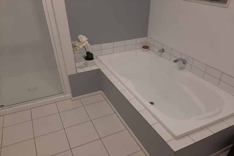 Photo of property in 35 Weld Street, Wadestown, Wellington, 6012