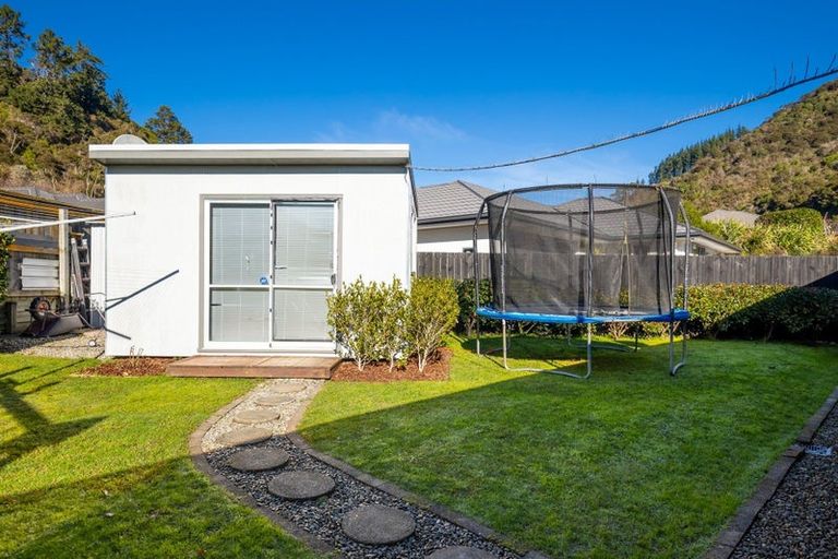 Photo of property in 5 Tindle Place, The Brook, Nelson, 7010