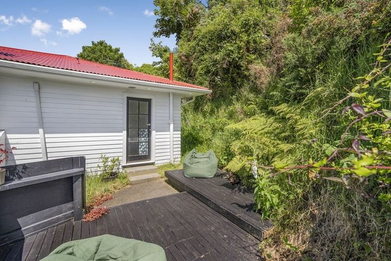 Photo of property in 113a Newlands Road, Newlands, Wellington, 6037