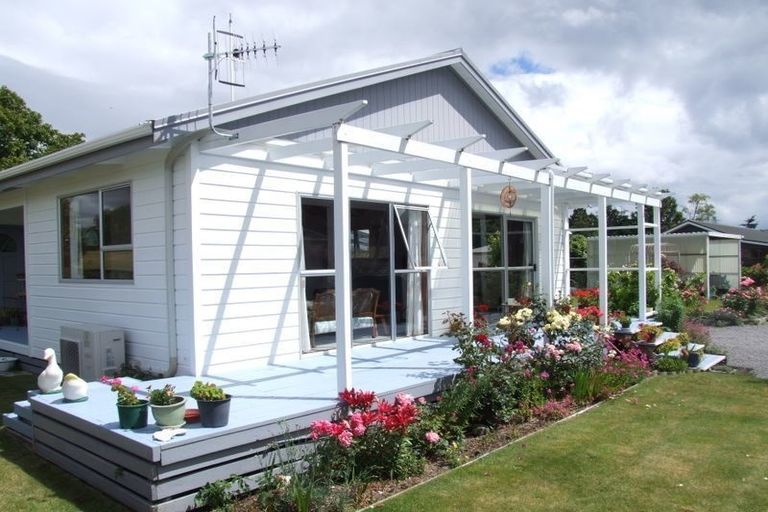 Photo of property in 69 Grace Crescent, Richmond Heights, Taupo, 3330