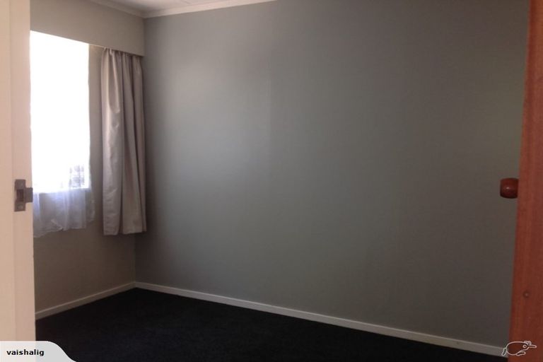 Photo of property in 40 Hinau Street, Woburn, Lower Hutt, 5011
