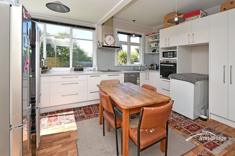 Photo of property in 259 Edgeware Road, Edgeware, Christchurch, 8013