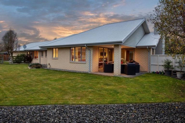 Photo of property in 51 Oak Tree Lane, Rolleston, 7614