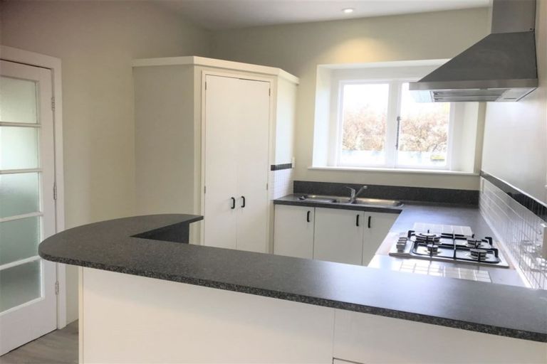 Photo of property in 36 Koromiko Street, Saint Martins, Christchurch, 8022