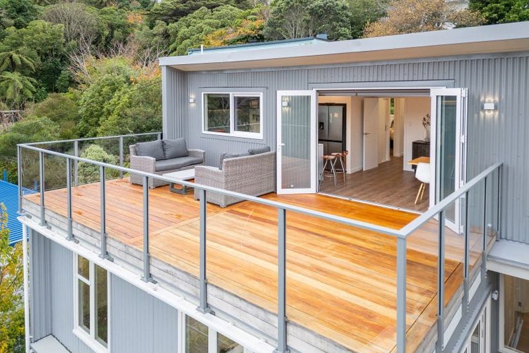 Photo of property in 11 Rutland Way, Wadestown, Wellington, 6012