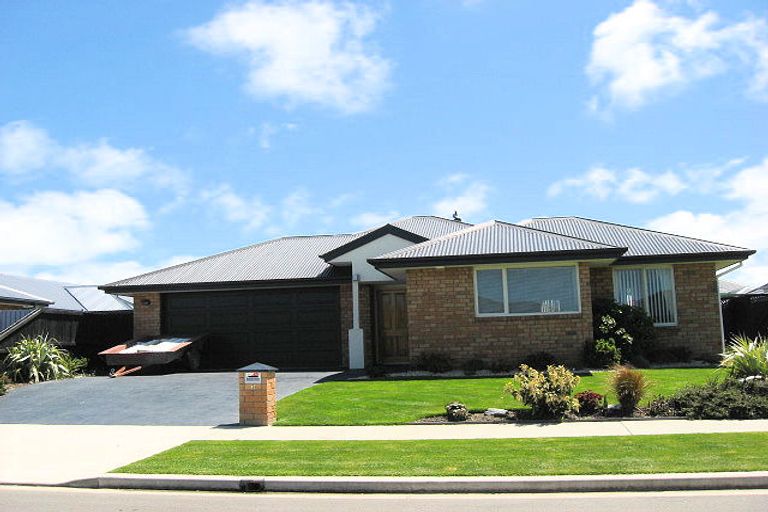 Photo of property in 3 Fergus Street, Kaiapoi, 7630