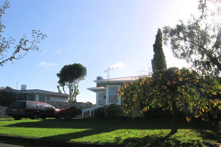 Photo of property in 9 Somerset Crescent, Highbury, Palmerston North, 4412