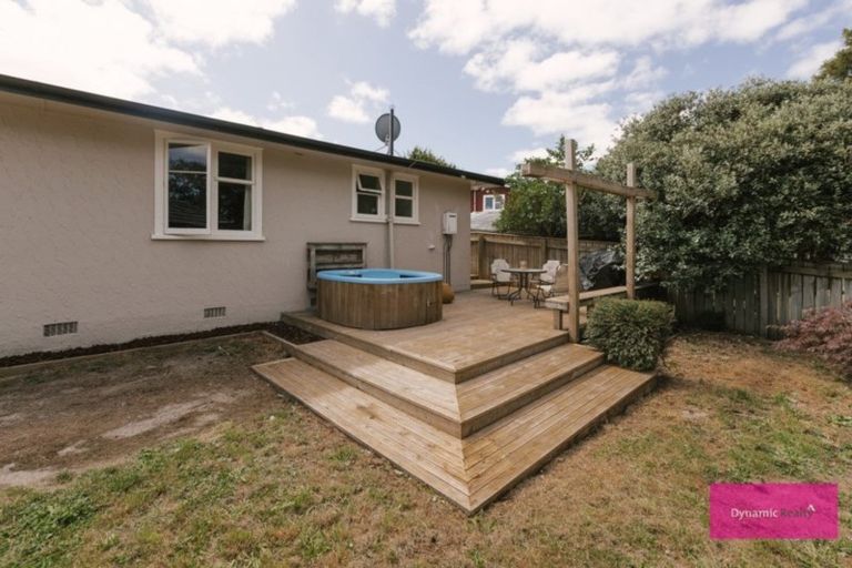 Photo of property in 11 Lewis Place, Highbury, Palmerston North, 4412