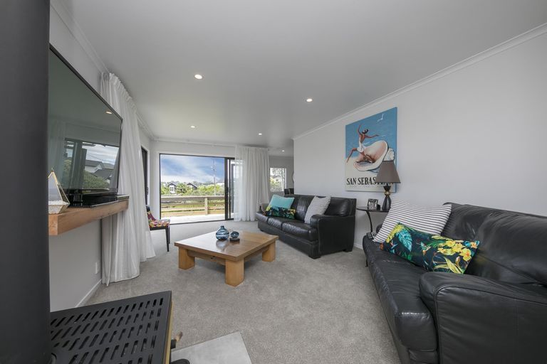 Photo of property in 105 Kaipara Portage Road, Riverhead, 0820