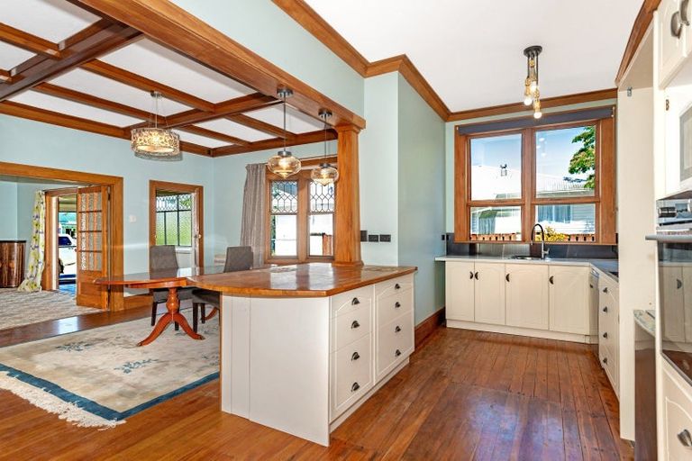 Photo of property in 280 Kahutia Street, Gisborne, 4010