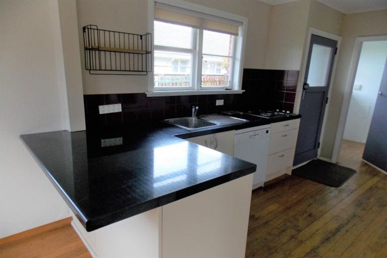 Photo of property in 1 Field Street, Silverstream, Upper Hutt, 5019