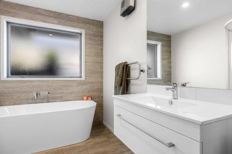 Photo of property in 20 Collier Drive, Halswell, Christchurch, 8025