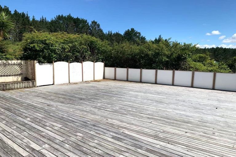 Photo of property in 74 Deacon Road, Riverhead, Kumeu, 0892