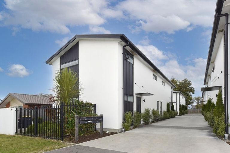 Photo of property in 4/32 Heywood Terrace, Richmond, Christchurch, 8013