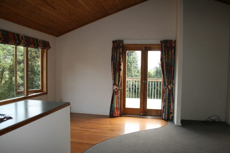 Photo of property in 149 Matipo Road, Te Atatu Peninsula, Auckland, 0610