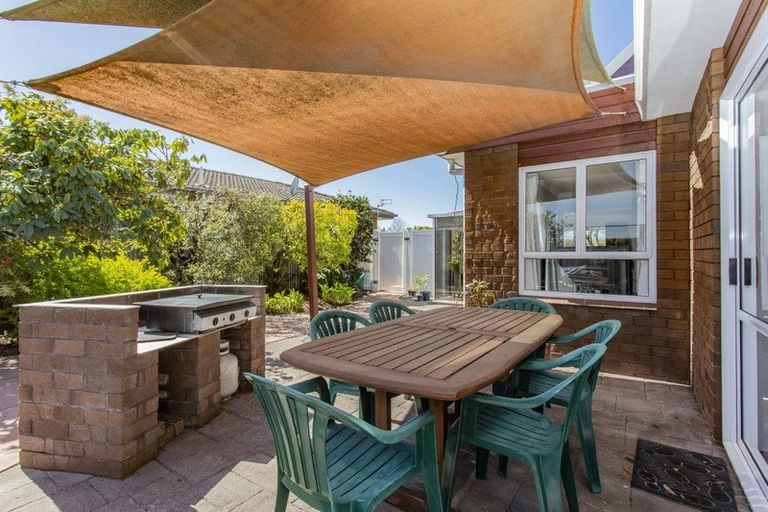 Photo of property in 35 Mansfield Drive, Kaiapoi, 7630