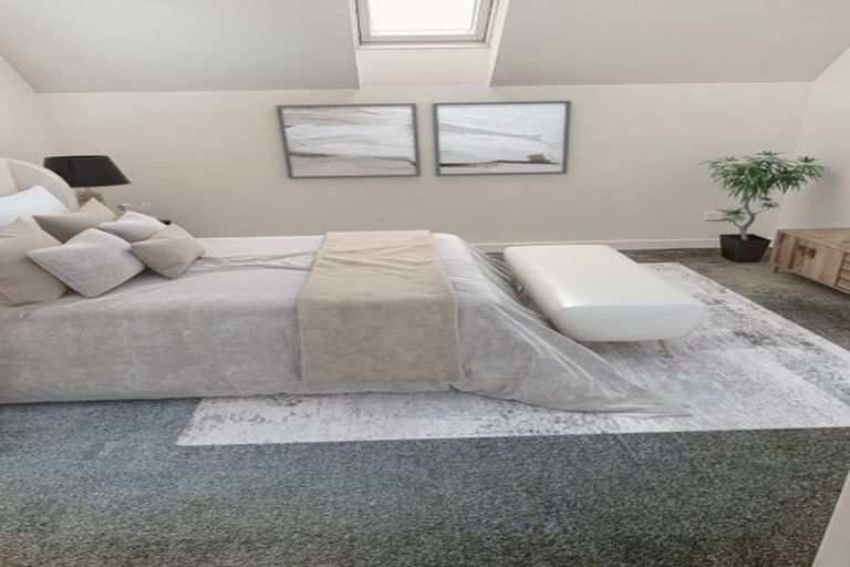 Photo of property in 253 Queens Drive, Lyall Bay, Wellington, 6022