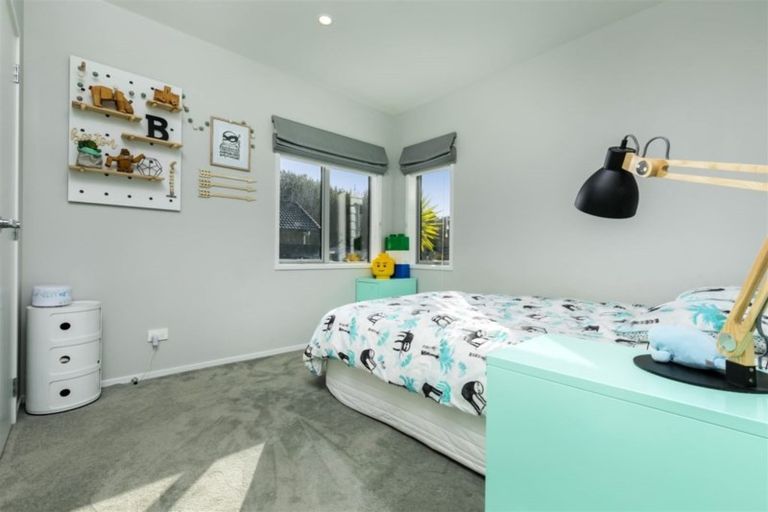 Photo of property in 48 Crabb Fields Lane, Riverhead, 0820