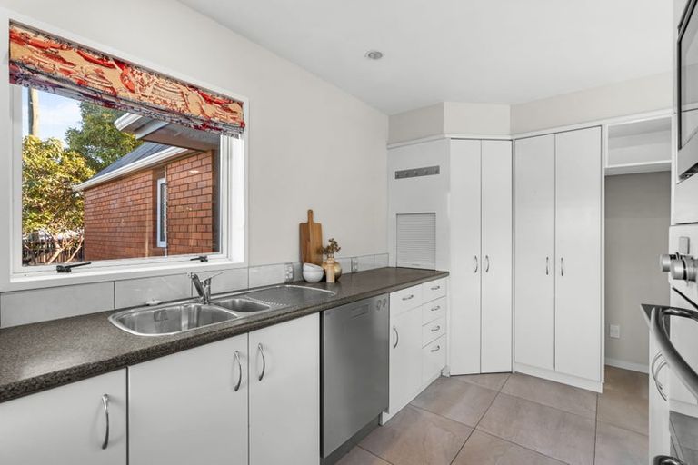 Photo of property in 1/57 Weka Street, Fendalton, Christchurch, 8041