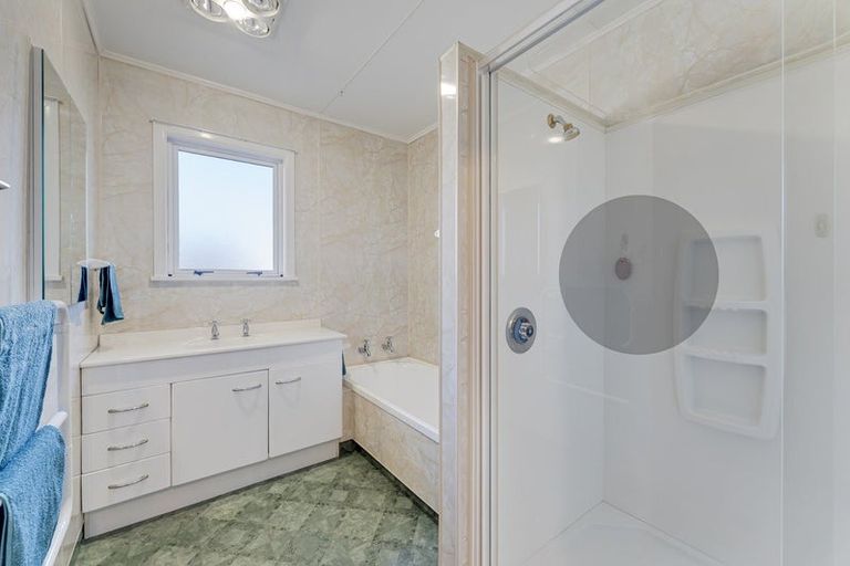 Photo of property in 22 Tennyson Crescent, Stoke, Nelson, 7011